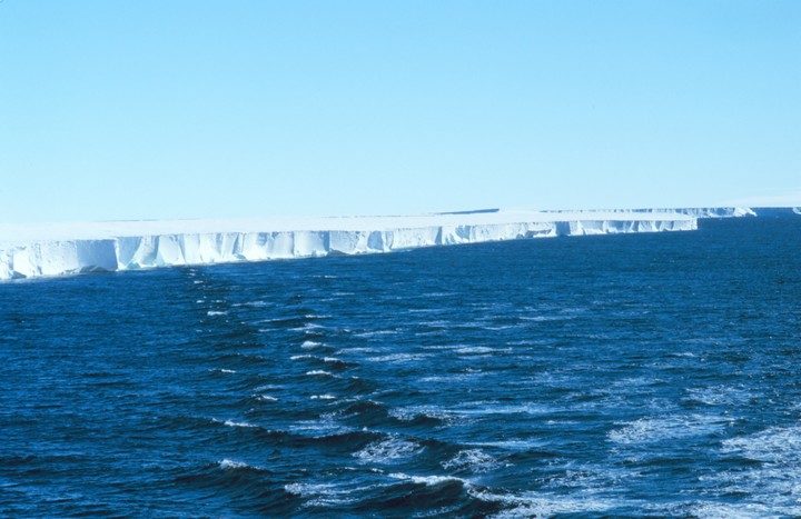 Обрушился последний неповрежденный шельфовый ледник в мире