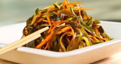 Салат из морской капусты и моркови по-корейски
