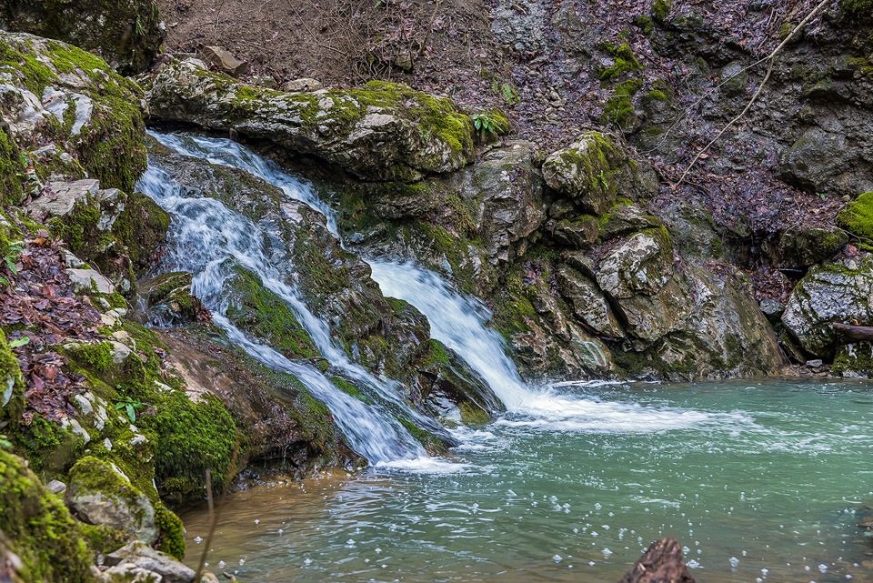 10 красивых водопадов недалеко от Краснодара