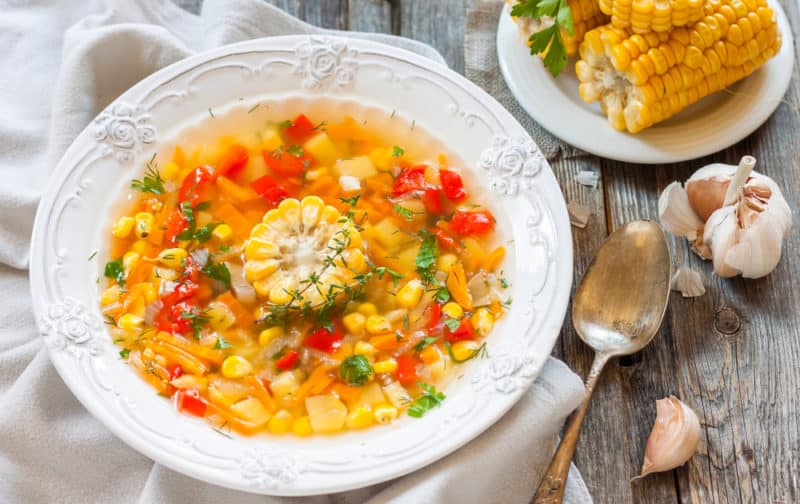 Куриный суп с кукурузой и болгарским перцем