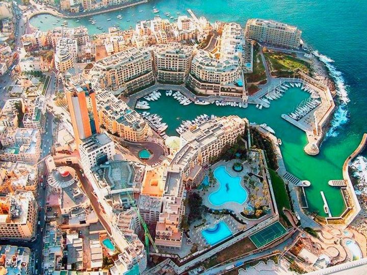 10 популярных курортов, на которые не стоит отправляться с детьми