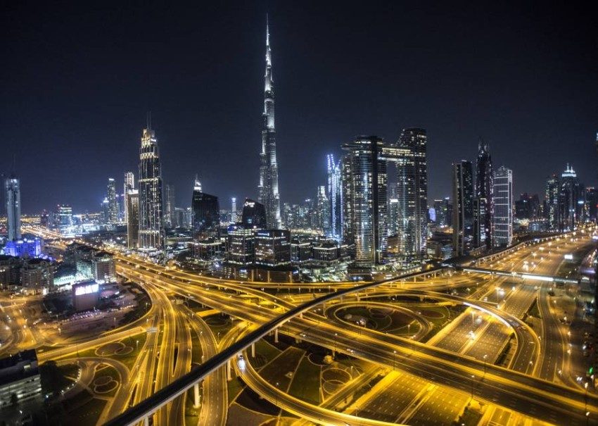 Дубай вводит комендантский час для отелей