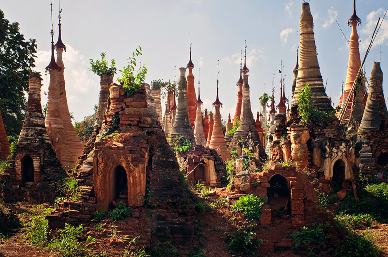 Затерянная деревня храмов в джунглях Мьянмы для любителей захватывающих путешествий
