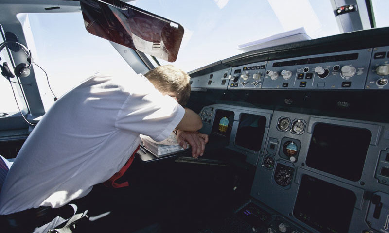 Что будет, если пилот проспит свой рейс?