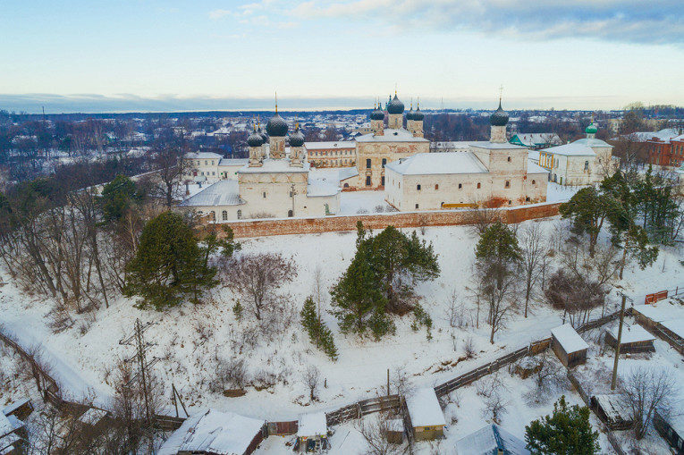 Сказочные места России для новогодних каникул
