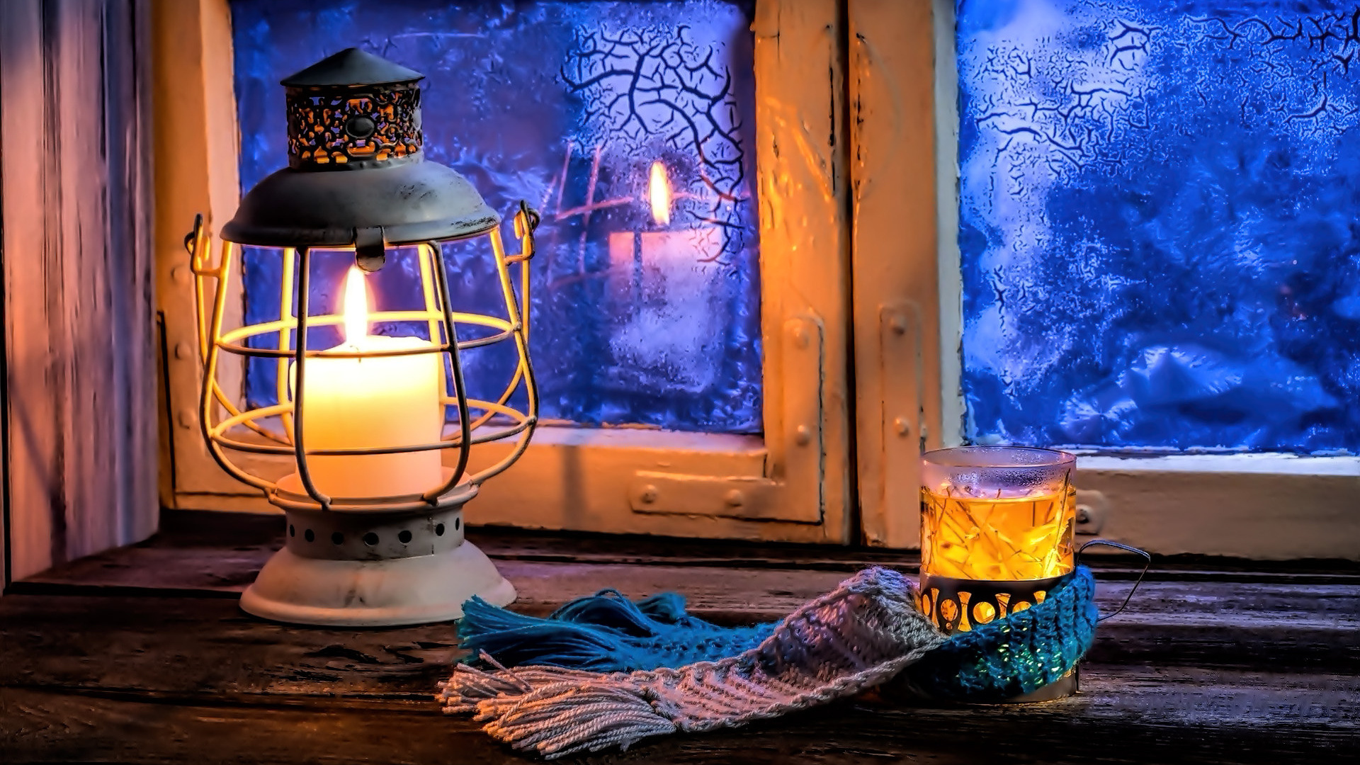 Свечи или фонарики: чем освещать дом в Новый год?