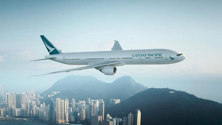 Авиакомпания Cathay Pacific застрахует пассажиров на 200 000 долларов