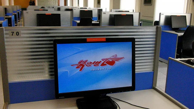 Почему в Северной Корее нет интернета и еще 8 странностей страны