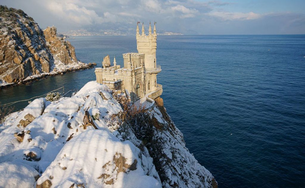 Стоить ли ехать в Крым зимой