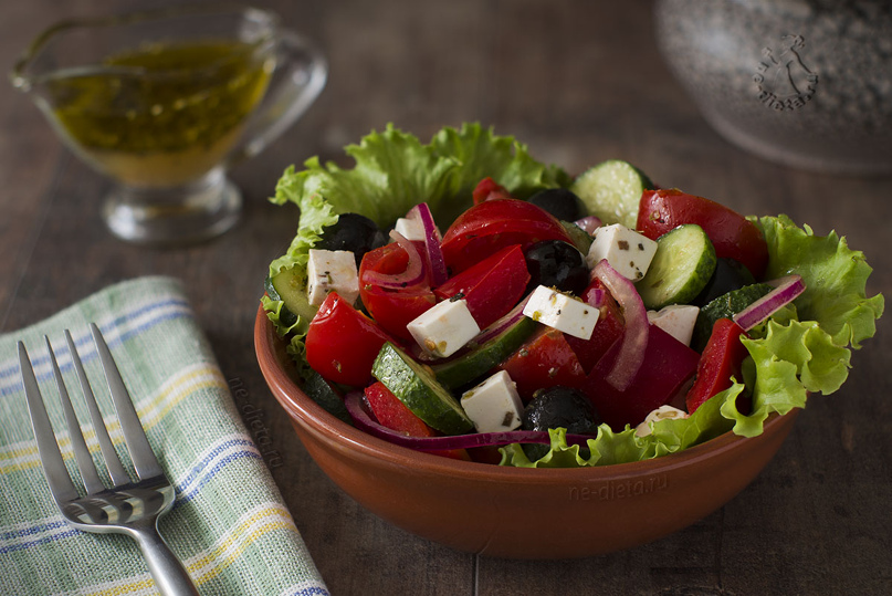 Любимый салат "Греческий": все дело в заправке