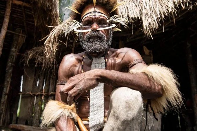 Дух предков: в папуасском племени коптят мумии вождей, чтобы сохранить их для потомков