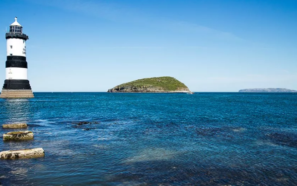 Запретный остров, на который можно смотреть только через бинокль