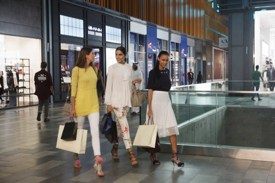 Как стильно одеться в Дубай